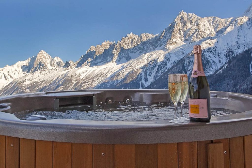 Chalet Blitzen Chamonix France OliversTravels 2