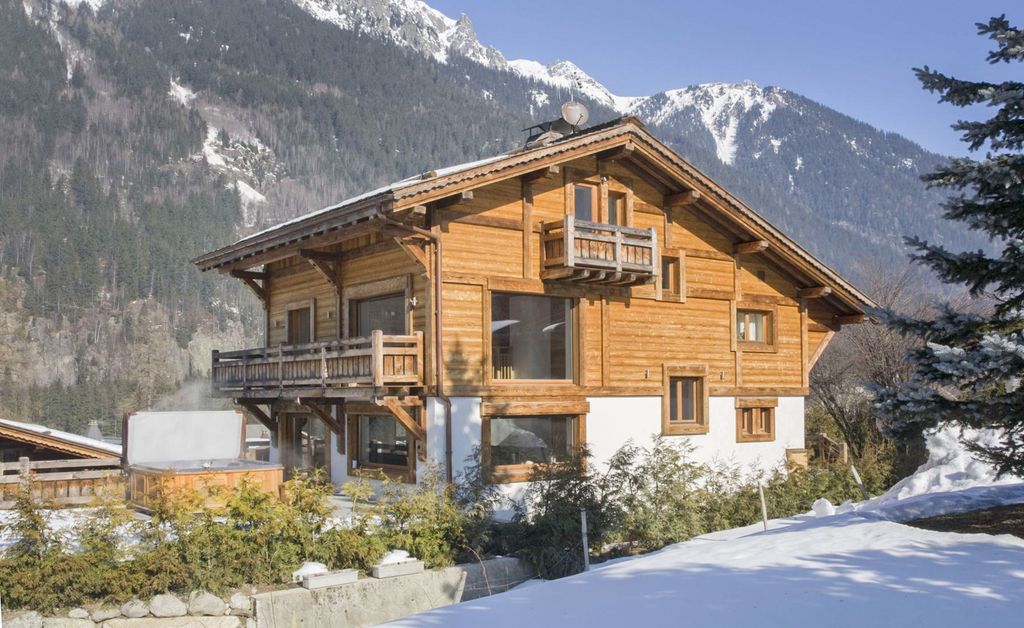 Chalet Benoit Chamonix Olivers Travels 1
