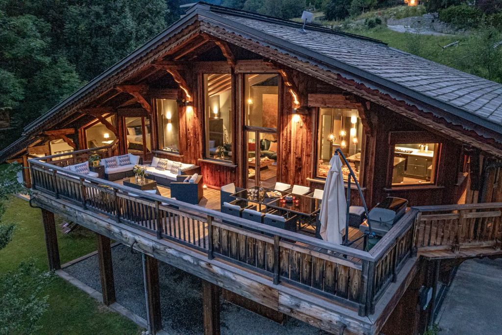 Chalet Solei Chamonix Olivers Travels 1