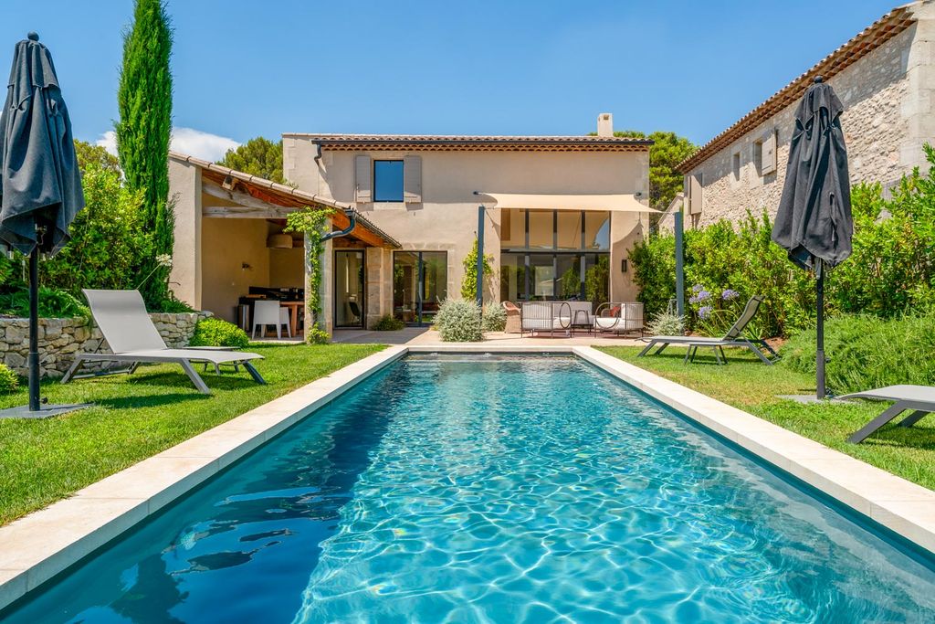 Pierre et Verre CH Provence OliversTravels 1