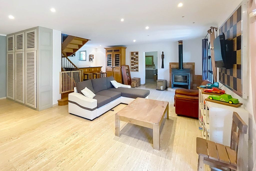 Maison Adeline CH Provence OliversTravels 5