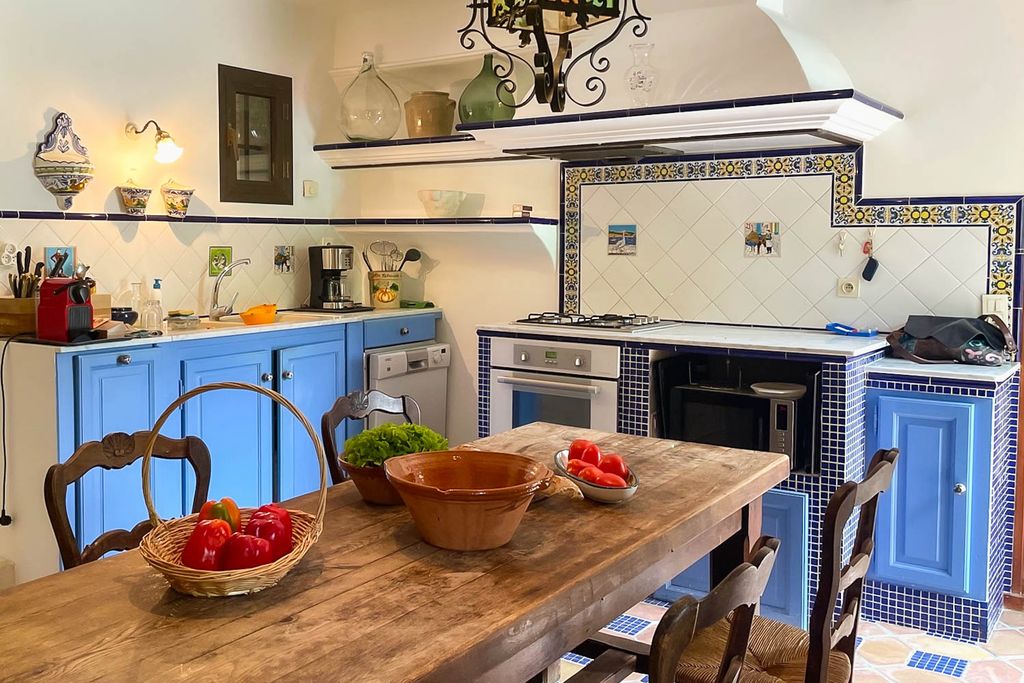 Chateau Rene Provence CH OliversTravels 5