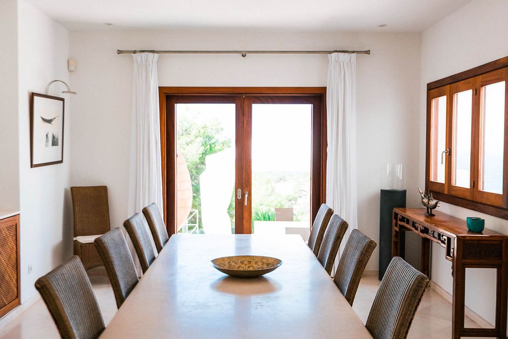 Villa Pajaritos Ibiza Spain OliversTravels 5