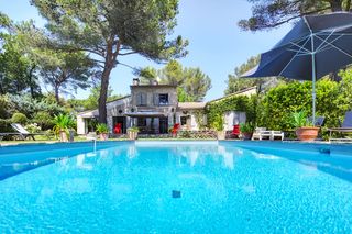 Maison Des Contes CH France Provence OliversTravels 1