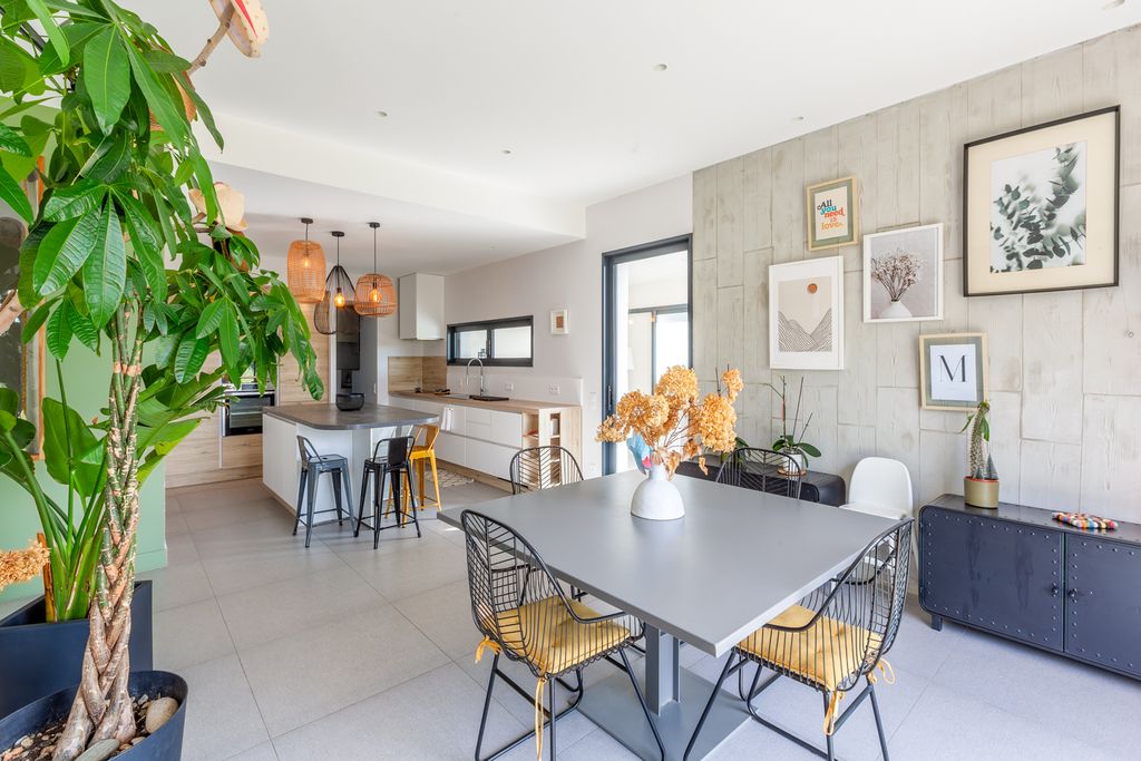 Maison Vert Ete Provence Olivers Travels 4