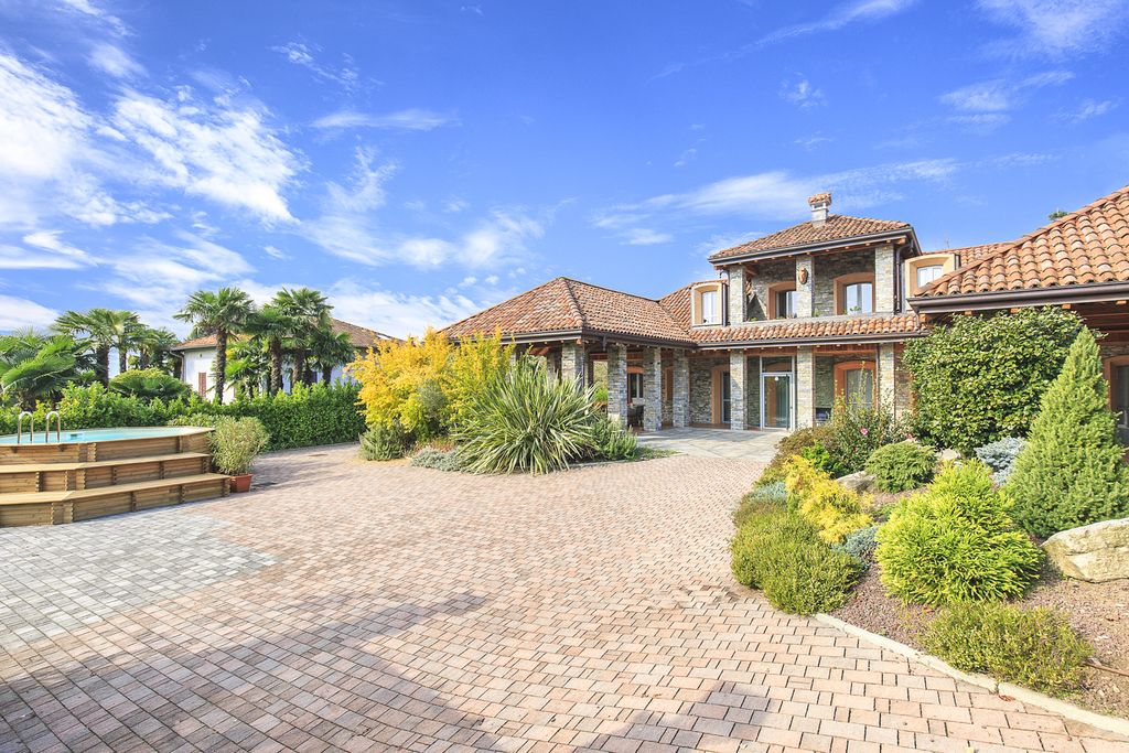 Villa Ottomano Italian Lakes Olivers Travels 16