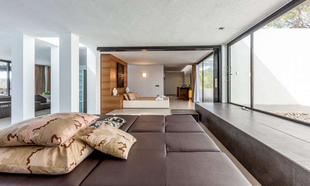 Villa Meridiana Ibiza Olivers Travels 3