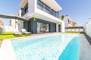 Aroeira Heaven Lisbon Coast OliversTravels 1