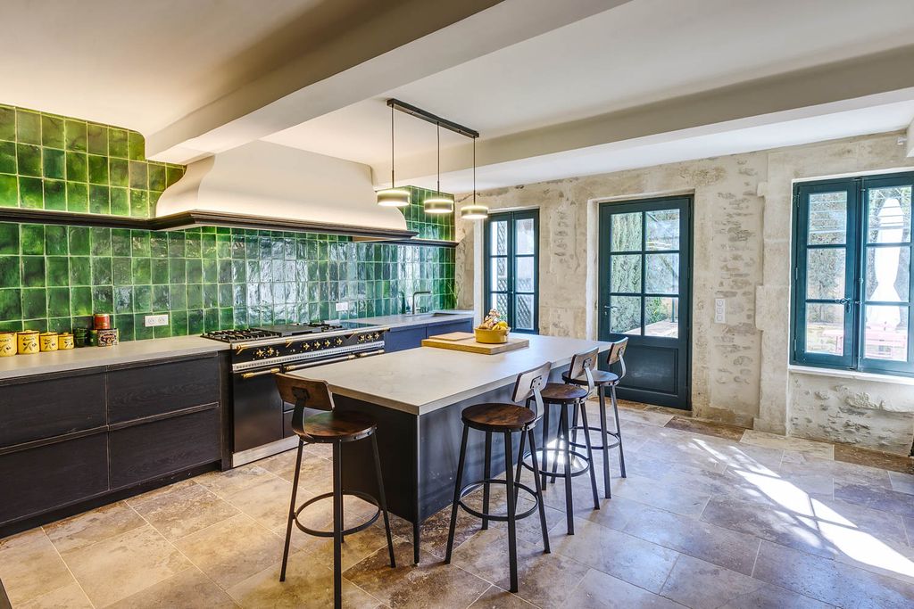 Maison Artistique CH Provence OliversTravels 4