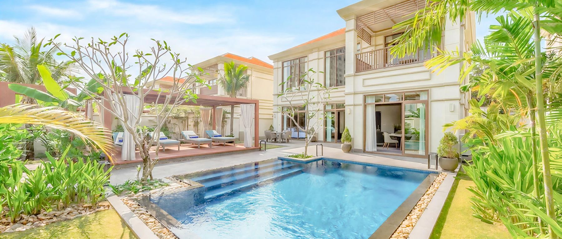 001 villa hoa hai da nang olivers travels desktop center