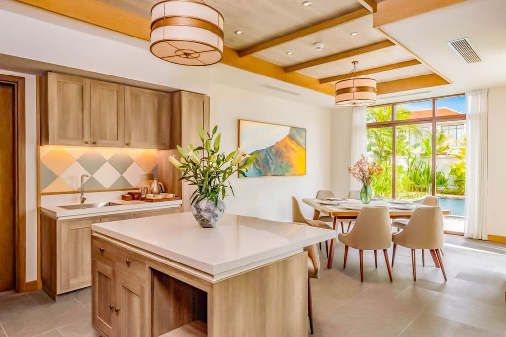 Villa Hoa Hai Da Nang OliversTravels 3