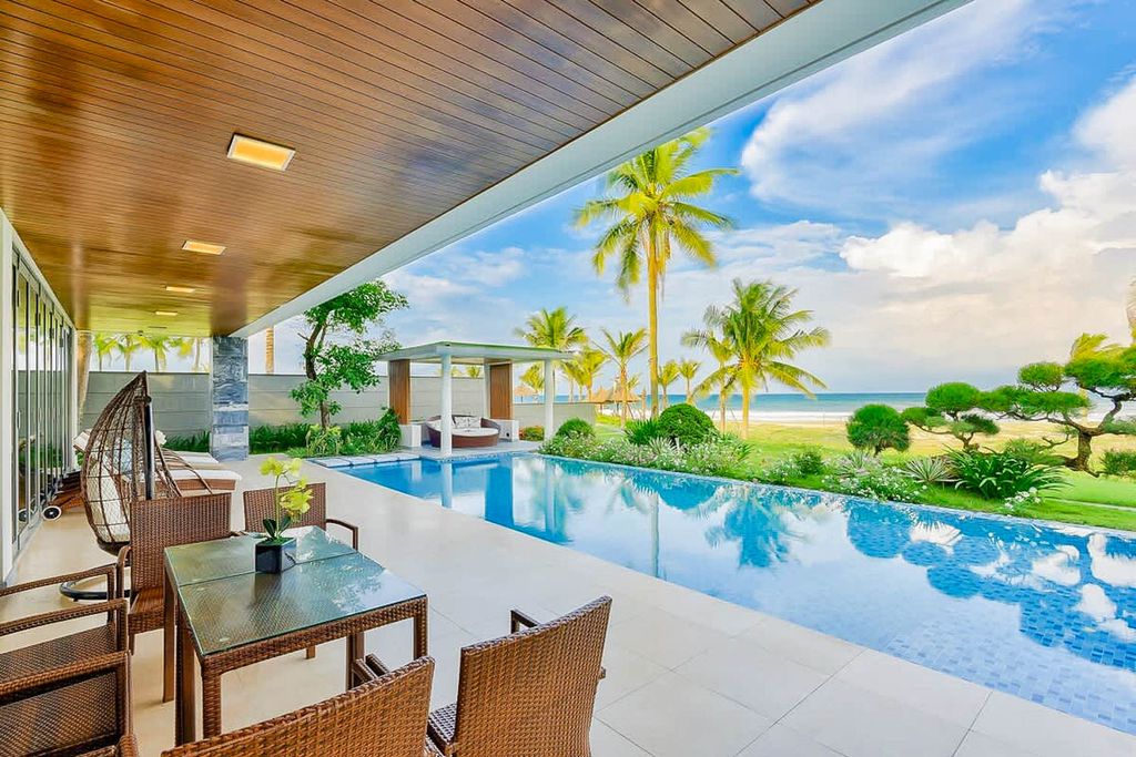 Villa Khach Da Nang OliversTravels 2