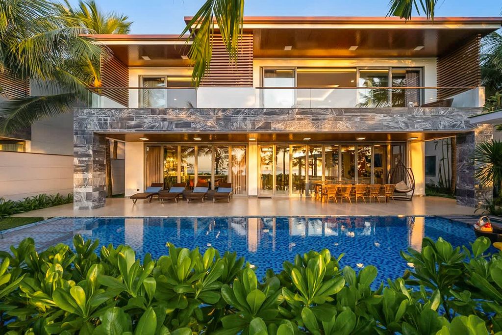 Villa Nguyen Da Nang OliversTravels 1