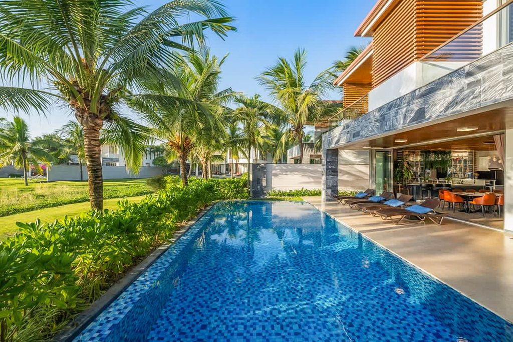 Villa Nguyen Da Nang OliversTravels 3