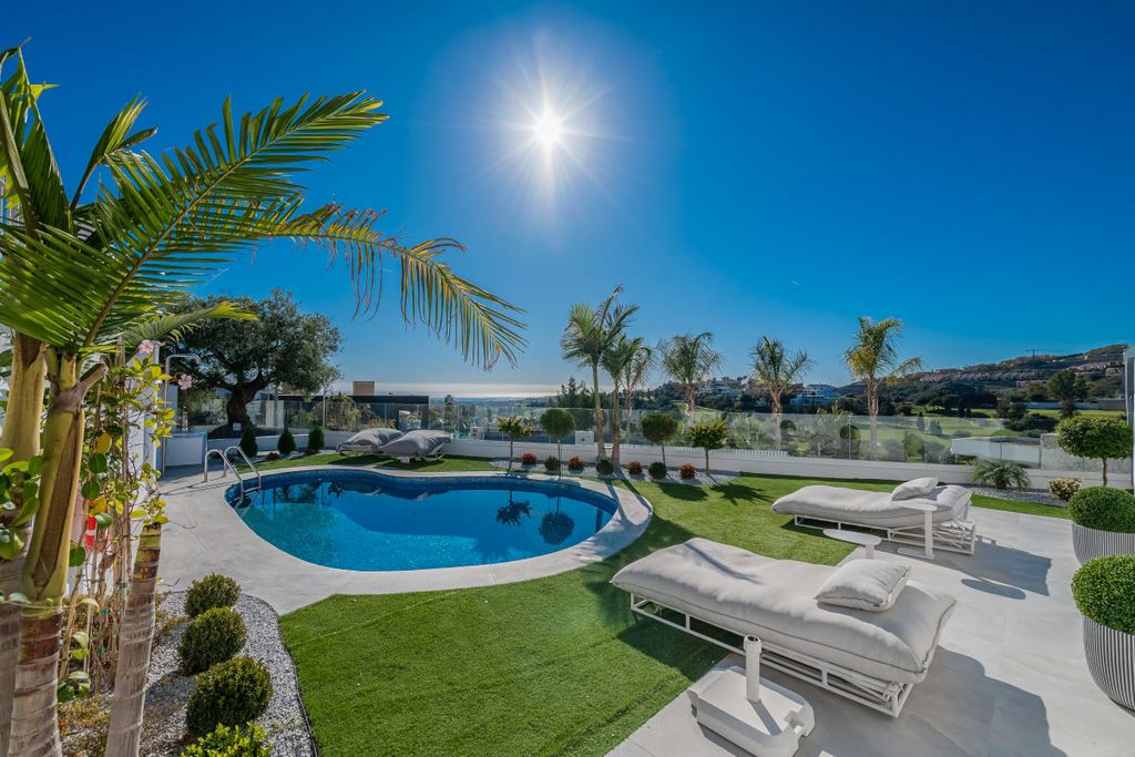 Villa Animada Costa Del Sol Olivers Travels 2