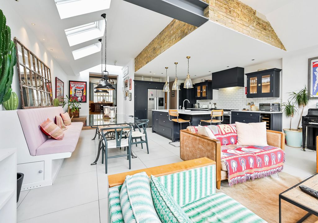 Bloemfontein House London Olivers Travels 4