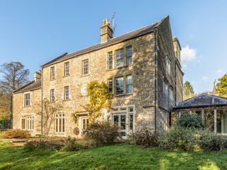 Tadwick House Bath Olivers Travels 1