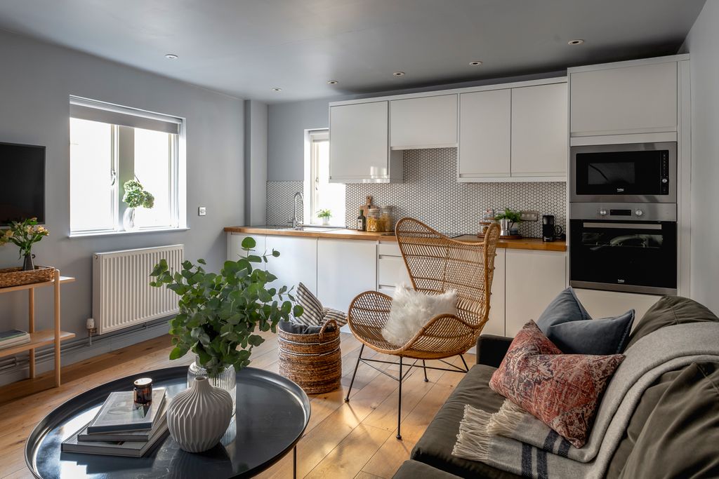 Beau Apartment V Bath Olivers Travels 1