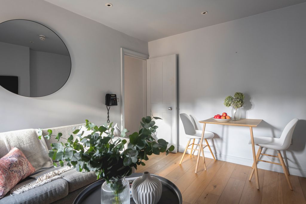 Beau Apartment III Bath Olivers Travels 2