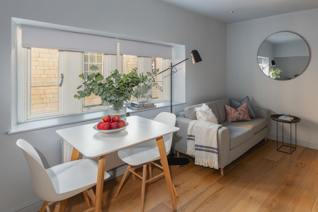 Beau Apartment II Bath Olivers Travels 1