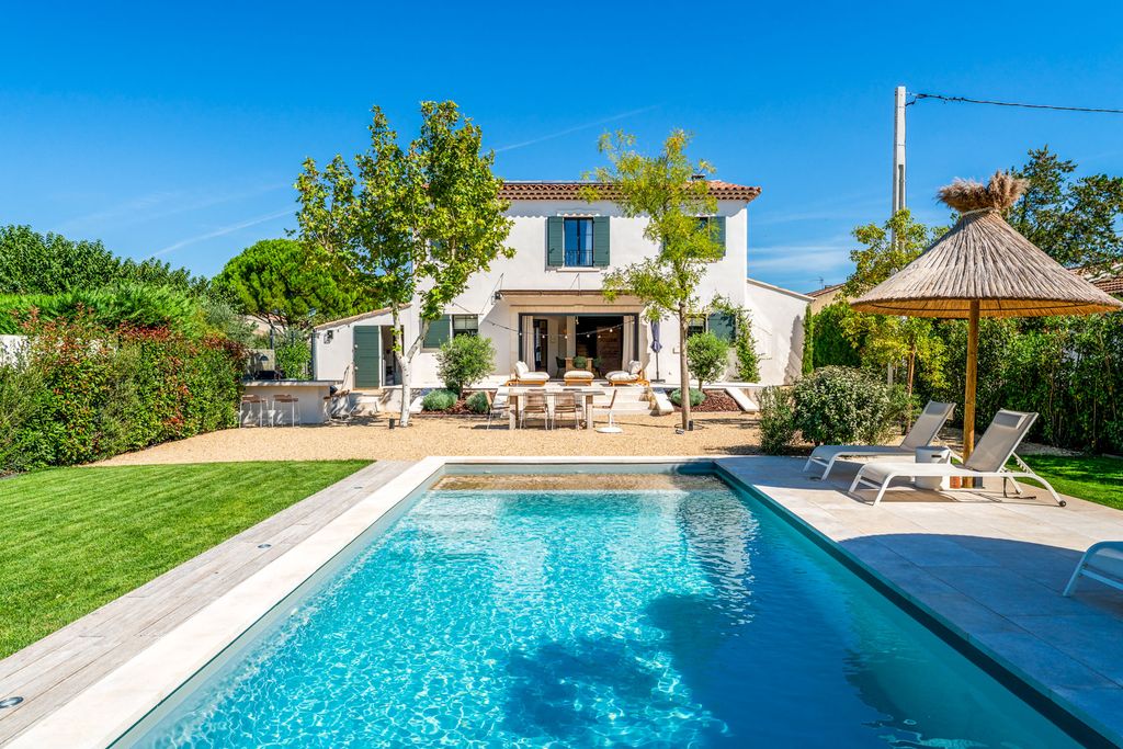 Le Mas Serene Provence Olivers Travels 1