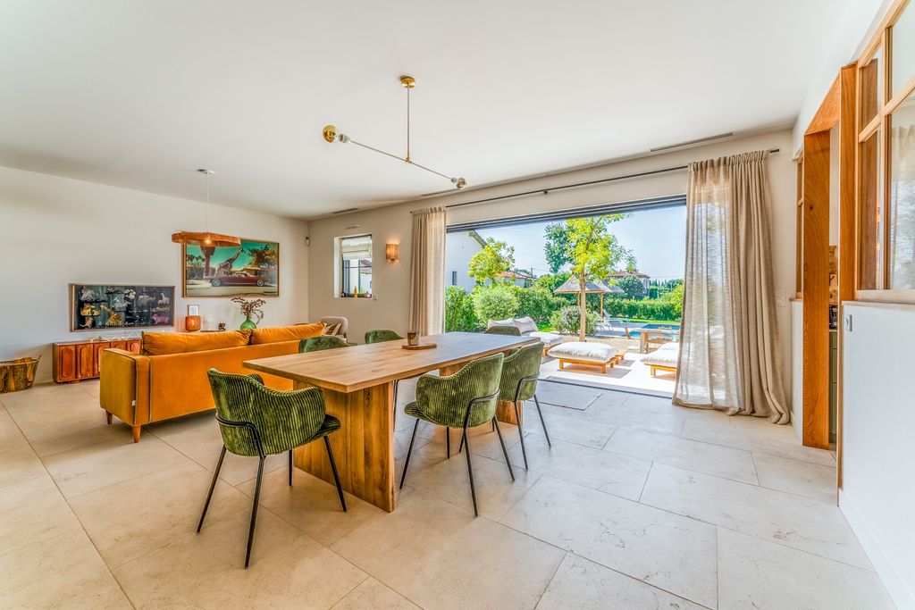 Le Mas Serene Provence Olivers Travels 5