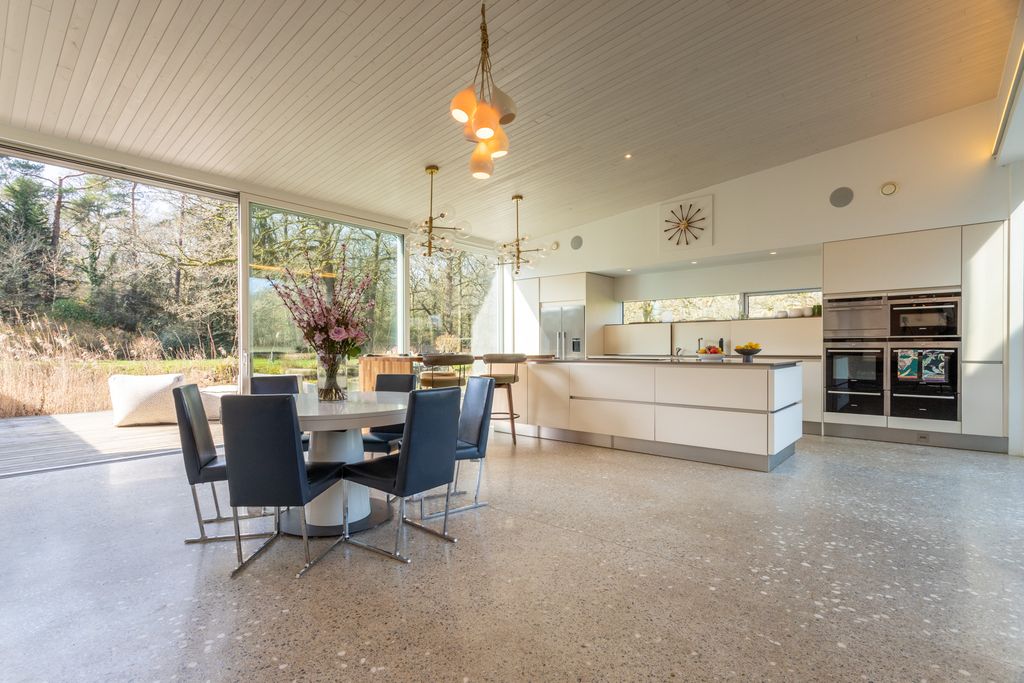 Stardust Mansion South East Olivers Travels 3