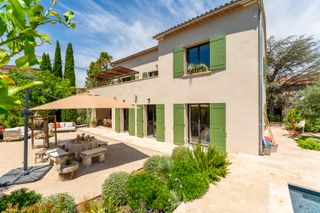 Villa Des Oiseaux CH Provence OliversTravels 1