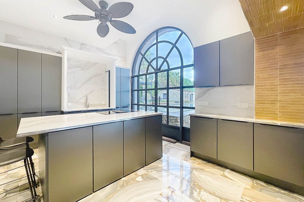 Villa d Alpille CH Provence OliversTravels 3