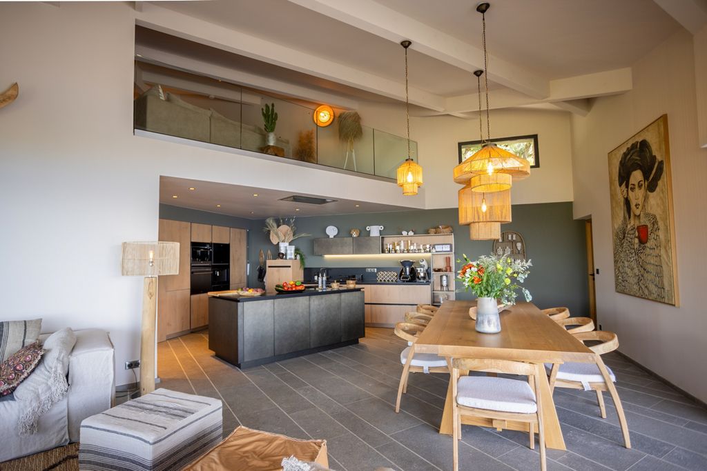 Villa Du Marin French Riviera Olivers Travels 4