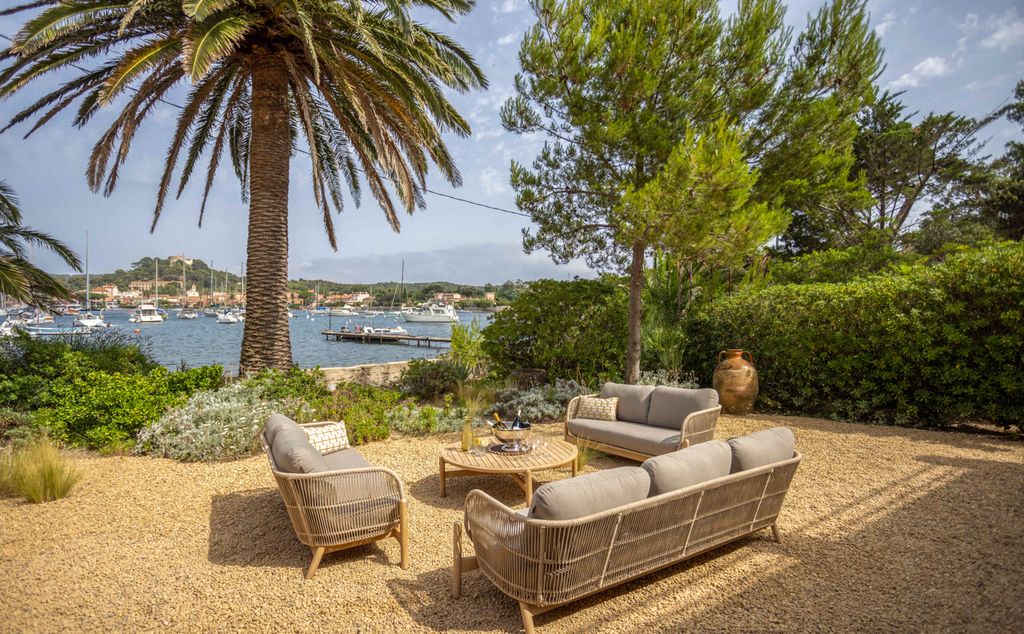 Paradis De Lile French Riviera Olivers Travels 2