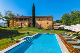 Casale Barbarossa Tuscany Olivers Travels 01
