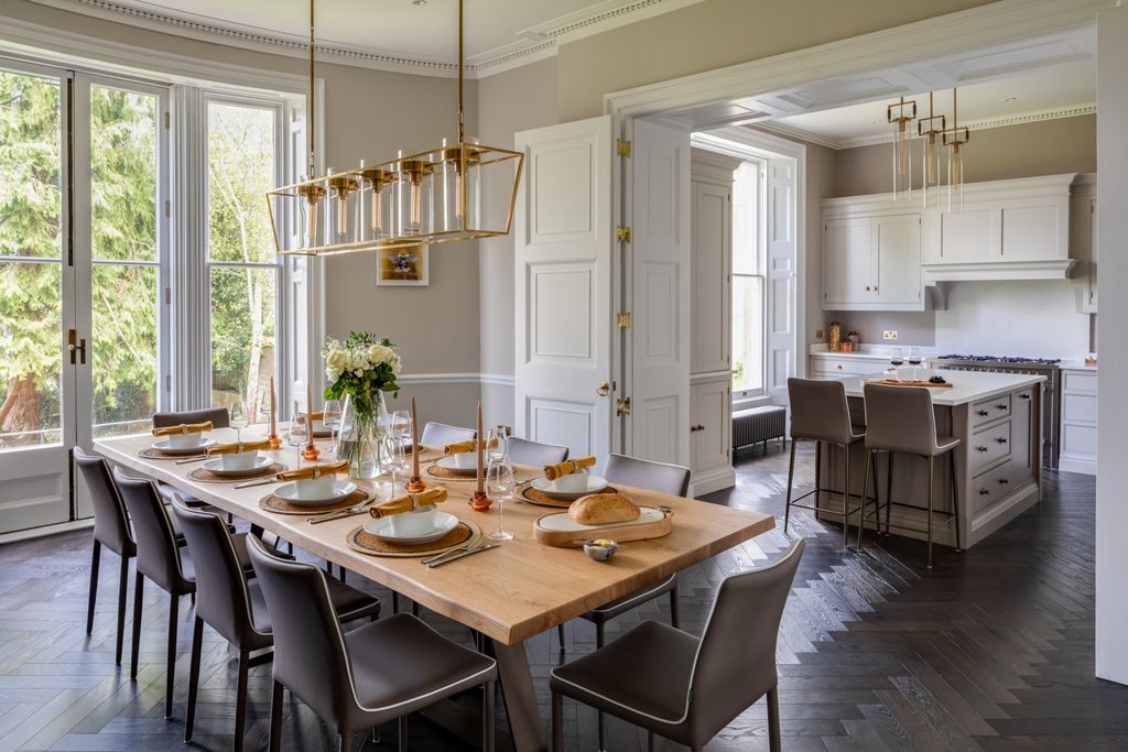 Featherstone Manor Bath Olivers Travels 4