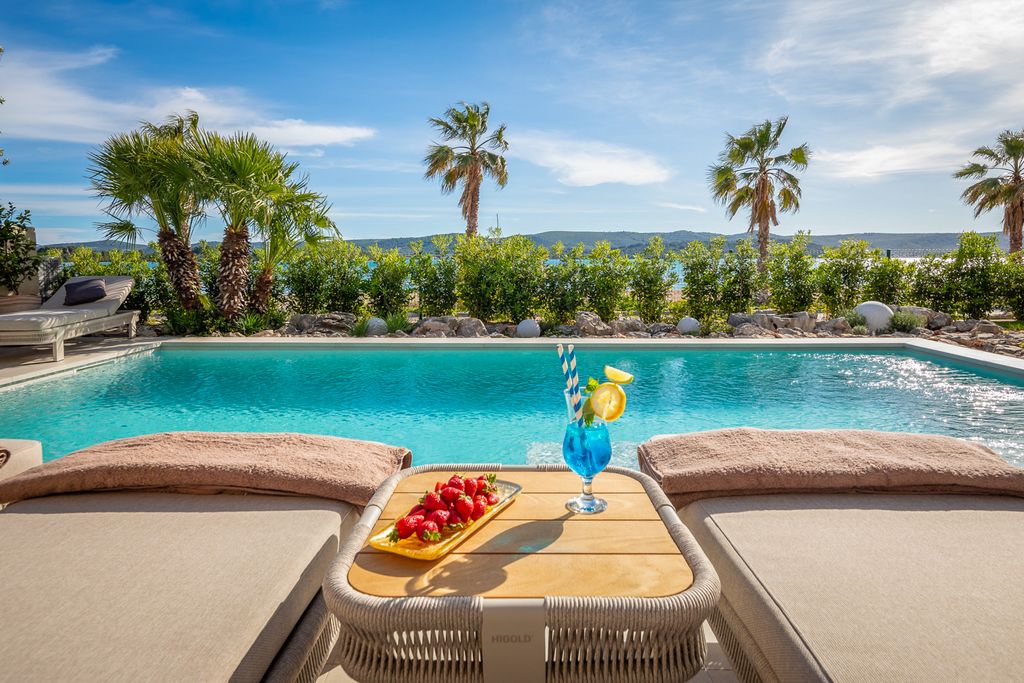 Villa Tino Dalmatia Coast Olivers Travels 2