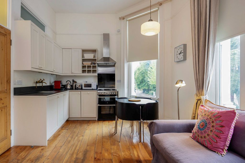 Apartment Powis London Olivers Travels 5