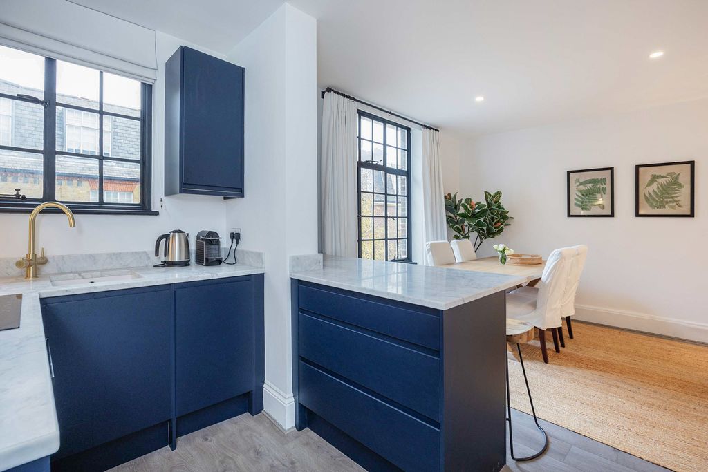 Apartment Meridien London Olivers Travels 4
