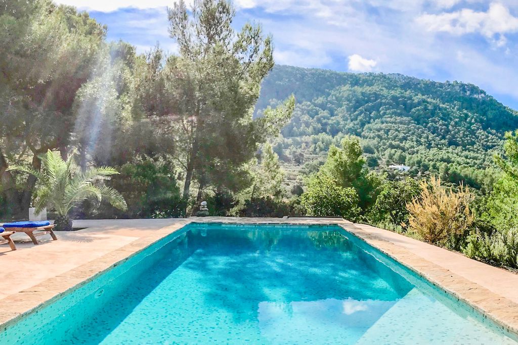 Villa Willow Ibiza Spain Olivers.Travels 2