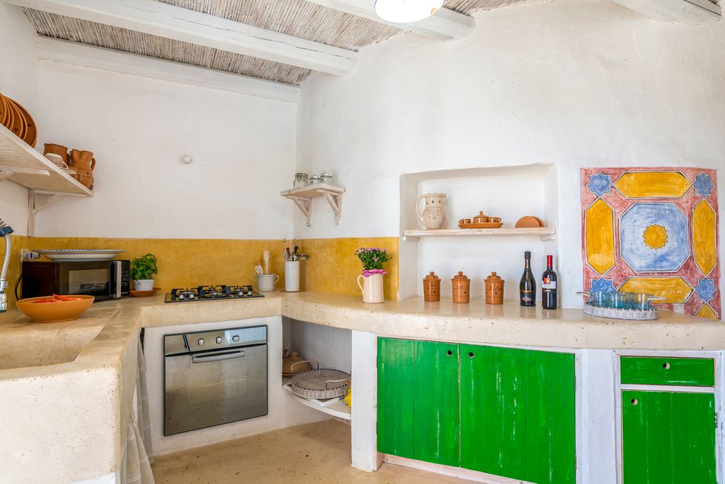 Trullo Tessi Puglia Olivers Travels 4