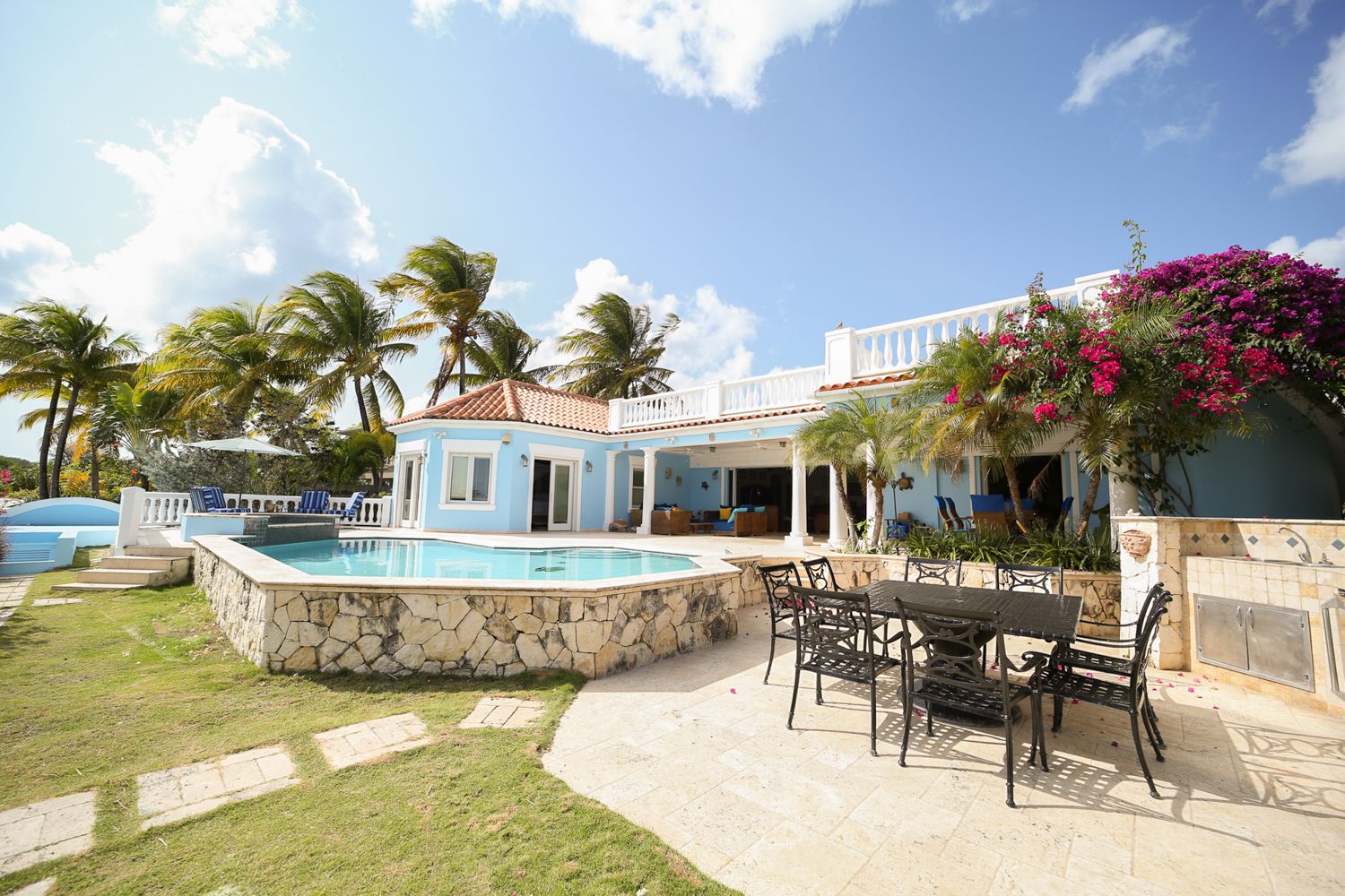Villa ID-23348