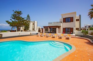 Lanzarote Faro Lanzarote Olivers Travels 1