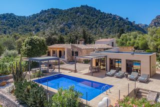 Casa Varo Mallorca Olivers Travels 1