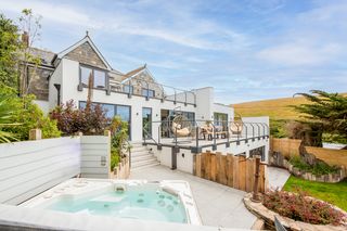 Saltwater Escape Cornwall Olivers Travels 1