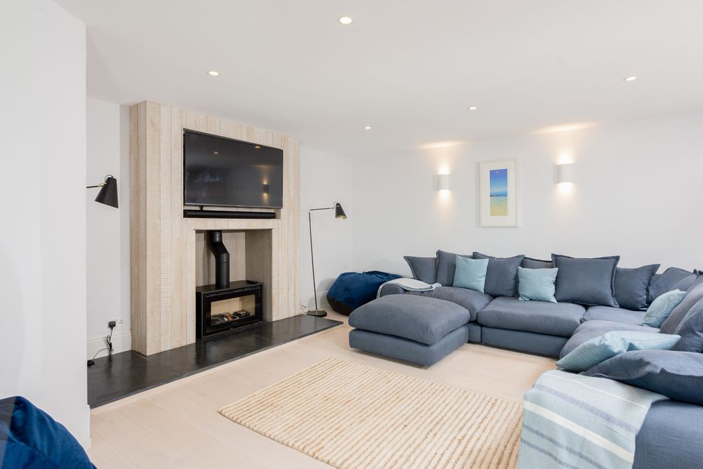 Saltwater Escape Cornwall Olivers Travels 5