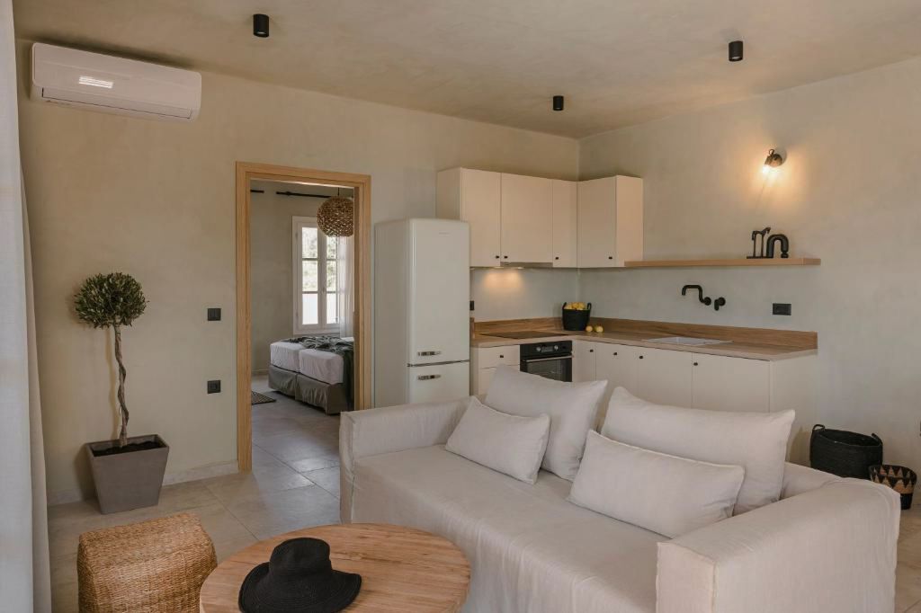 Villa Ulla Kefalonia Olivers Travels 3
