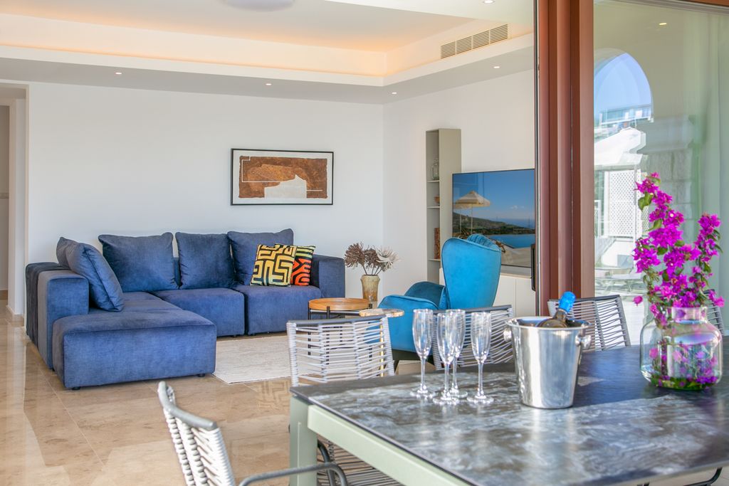 Villa Lithari AphroditeHillsResort Olivers Travels 3