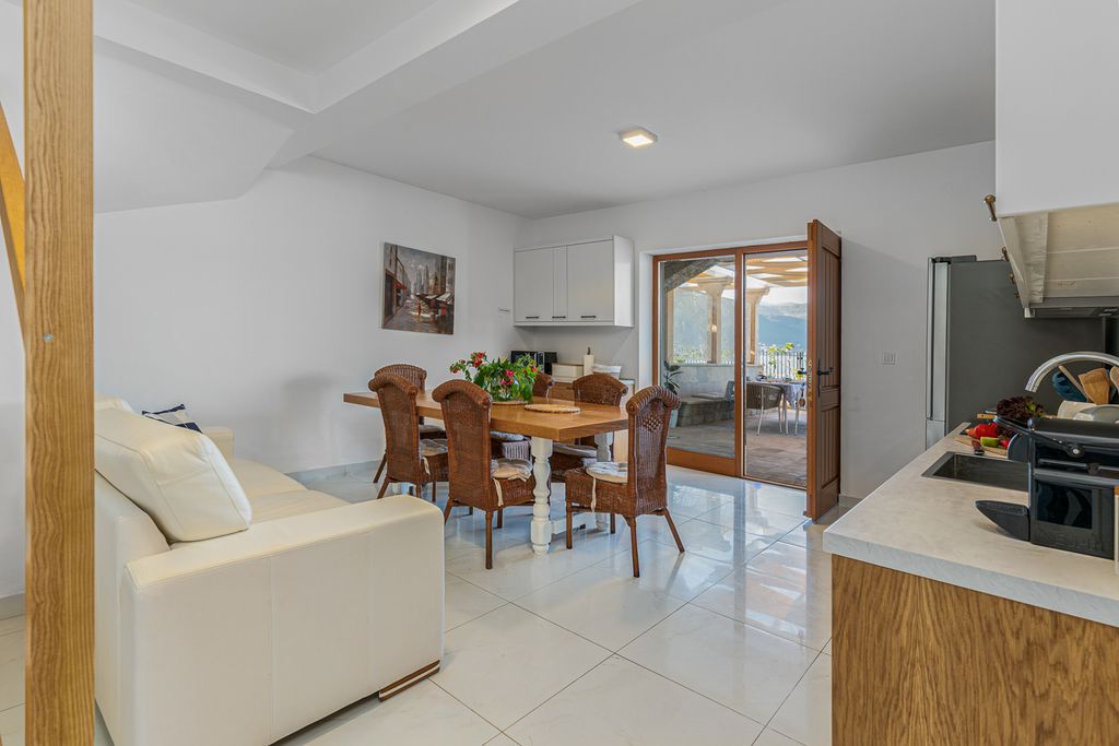 Villa Syora Montenegro Olivers Travels 4