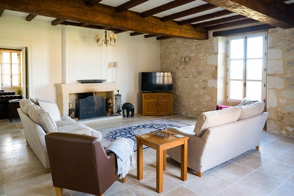 Le Pigeonnier Dordogne France OliverTravels 12