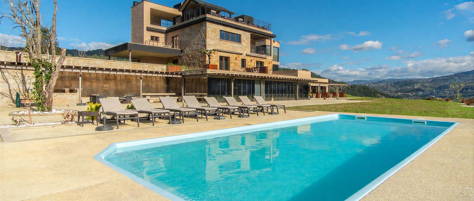 001 serra court retreat douro olivers travels desktop center