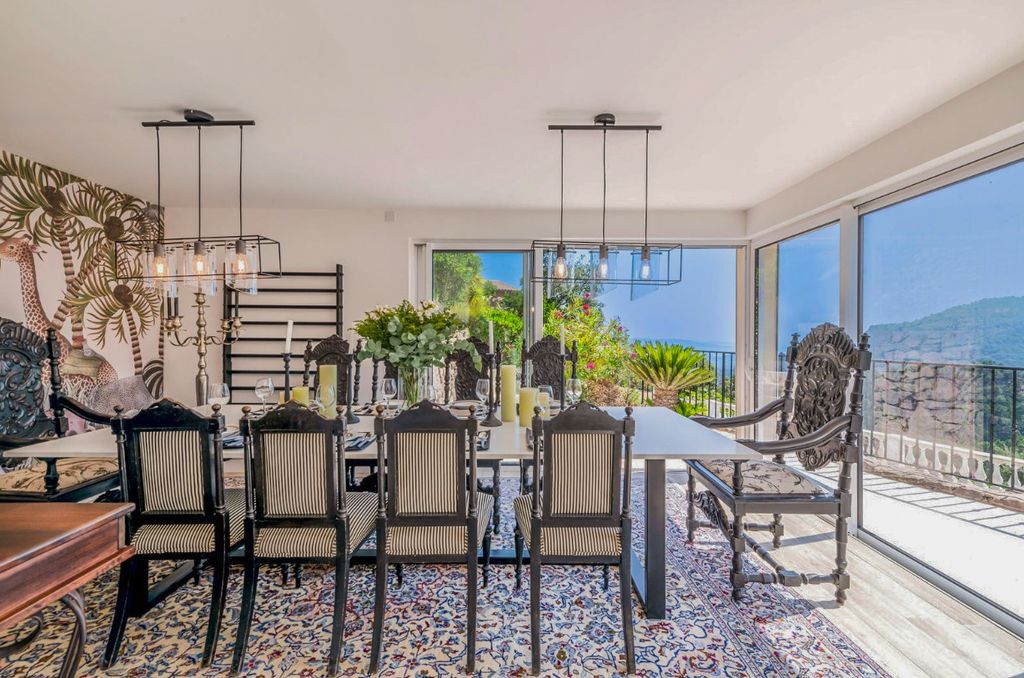 Villa Amelia French Riviera Olivers Travels 4
