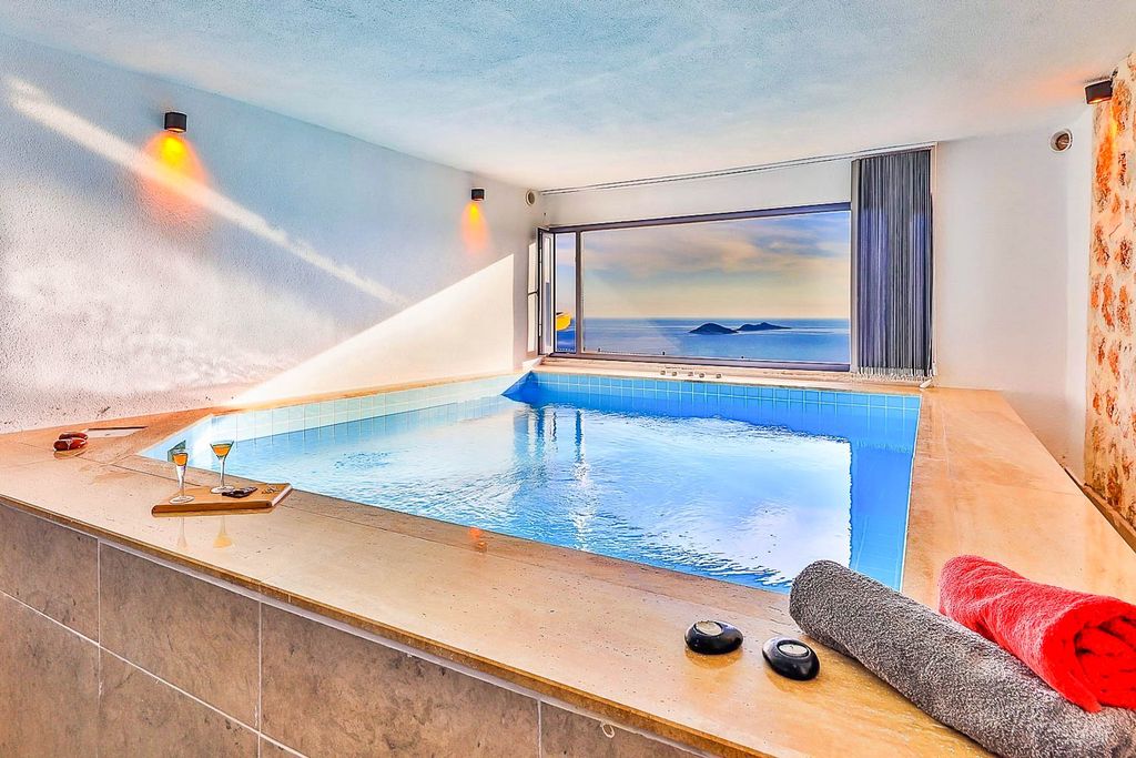Villa Gokcen Kalkan OliversTravels 3